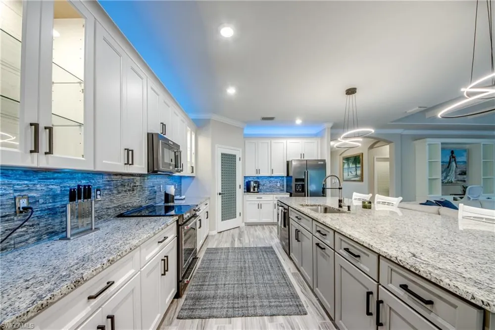 16556 Bonita Landing Circle Bonita Springs, FL 34135