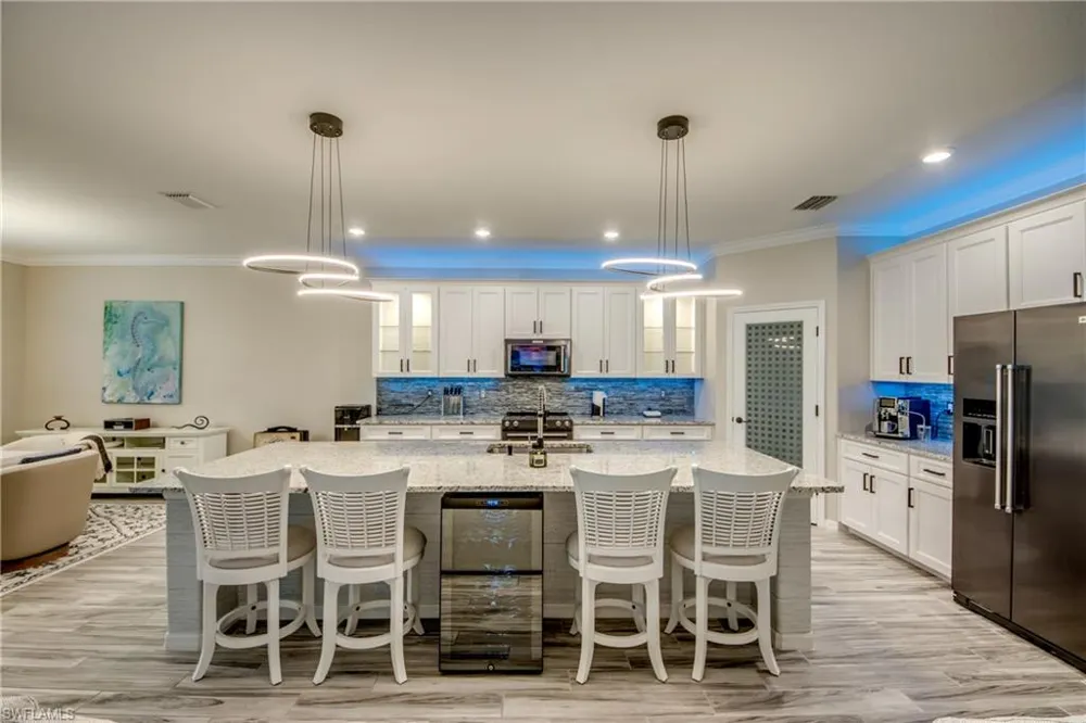 16556 Bonita Landing Circle Bonita Springs, FL 34135