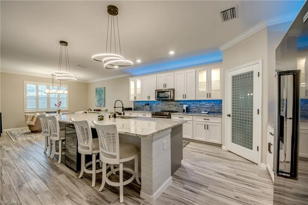 16556 Bonita Landing Circle Bonita Springs, FL 34135