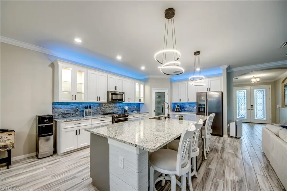 16556 Bonita Landing Circle Bonita Springs, FL 34135