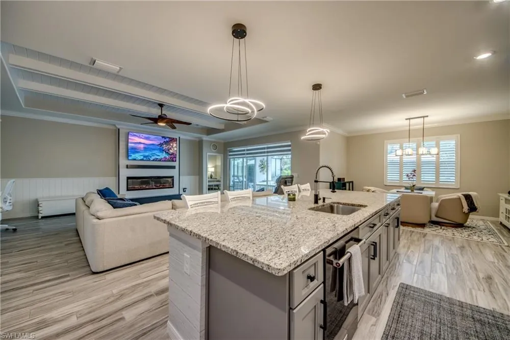 16556 Bonita Landing Circle Bonita Springs, FL 34135