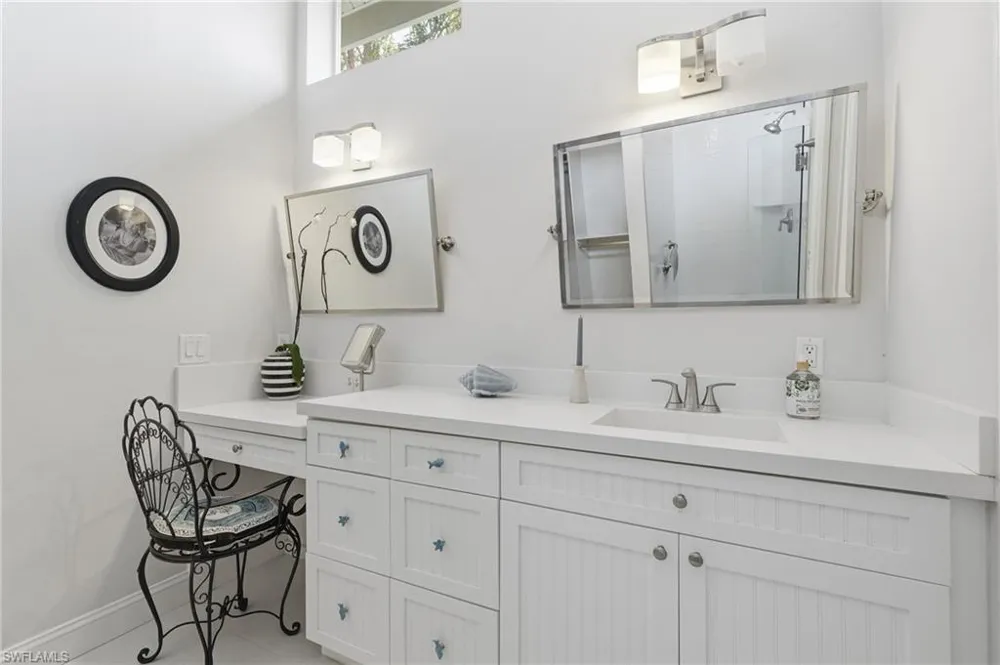 120 Napa Ridge Way Naples, FL 34119