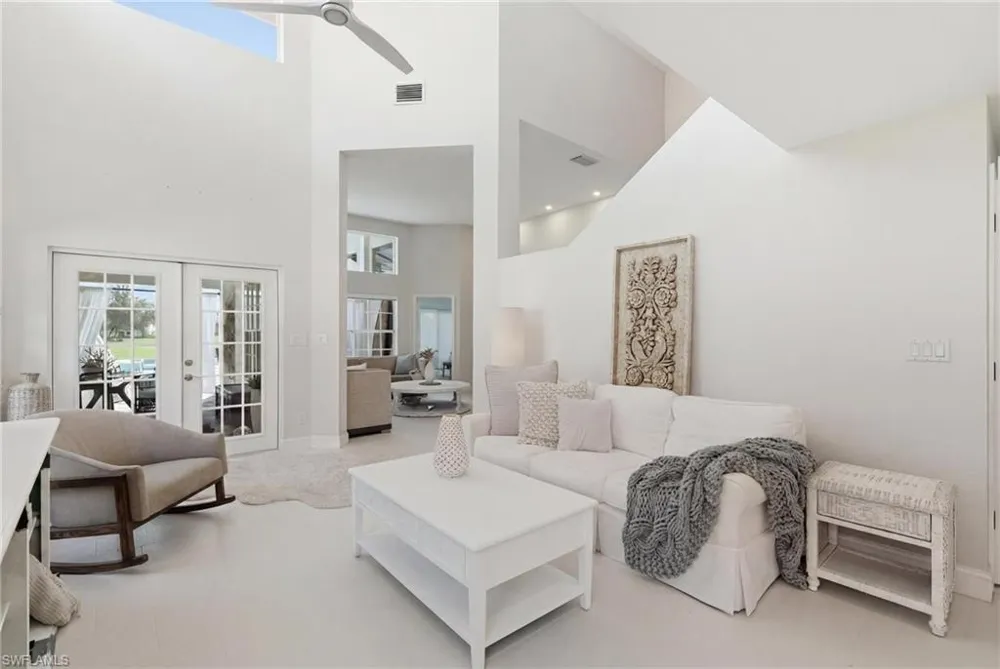 120 Napa Ridge Way Naples, FL 34119