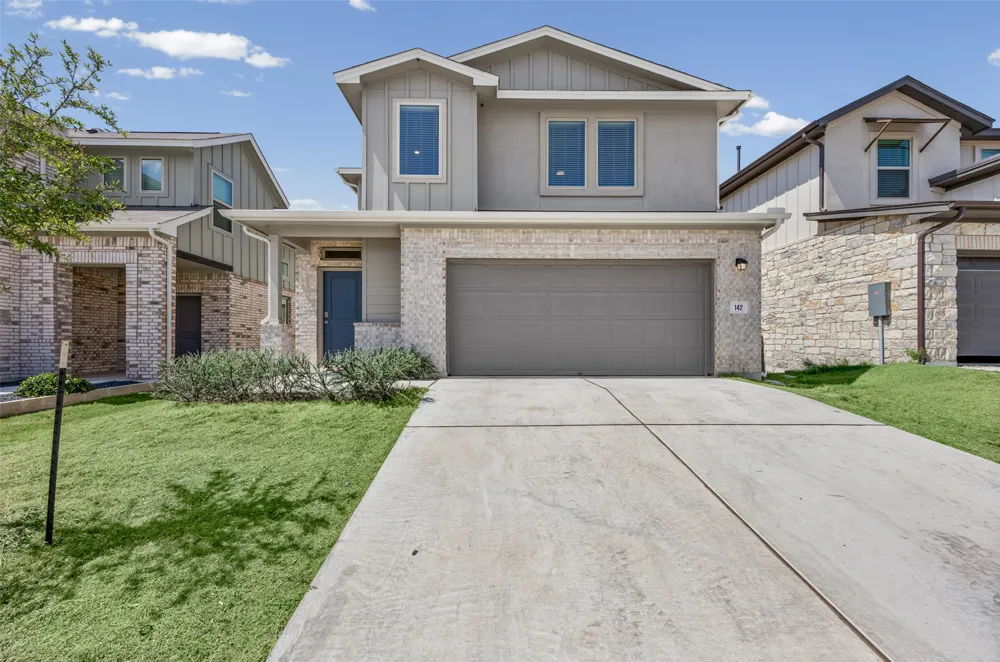 142 Goosewinged Drive Kyle, TX 78640