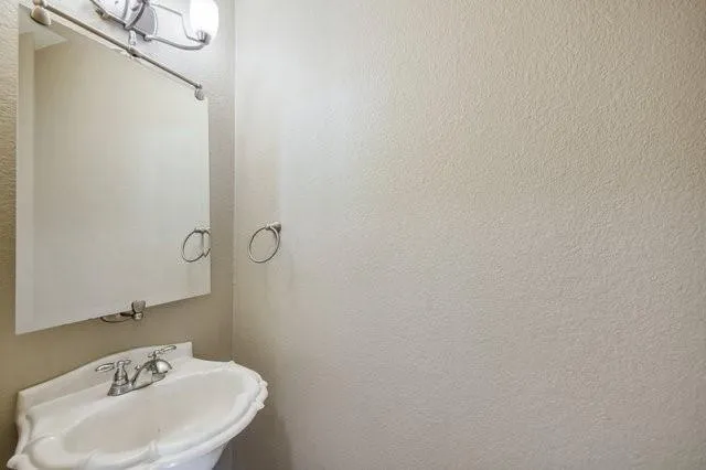 1102 Port Daniel Drive Leander, TX 78641