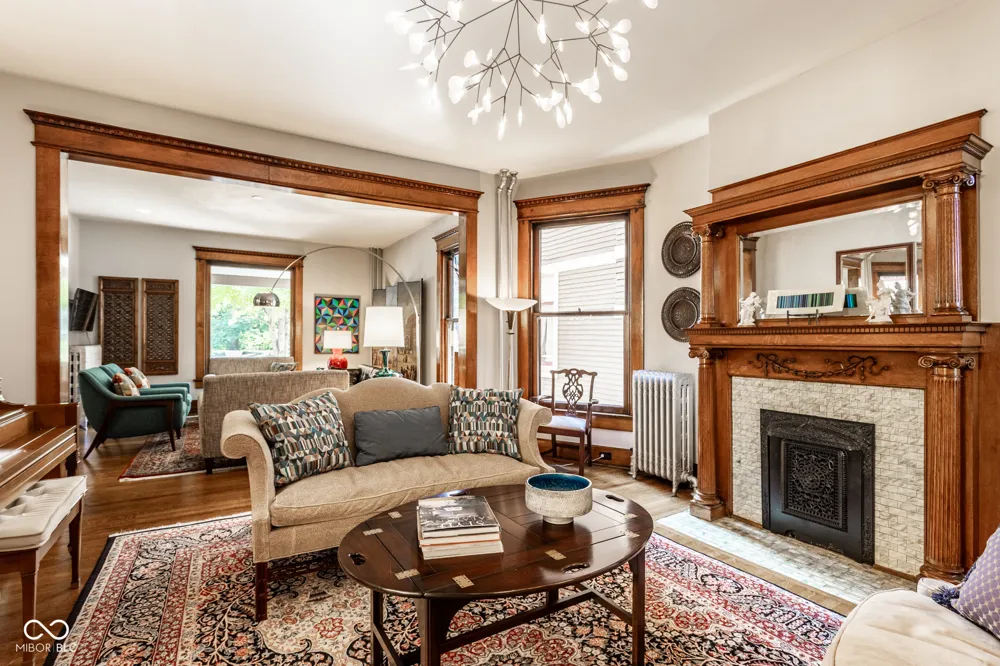 1928 Delaware Street Indianapolis, IN 46202