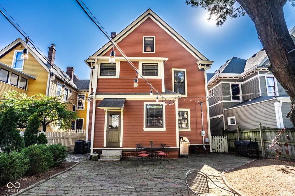 1928 Delaware Street Indianapolis, IN 46202