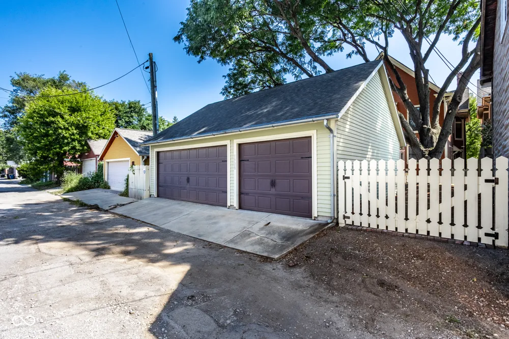1928 Delaware Street Indianapolis, IN 46202