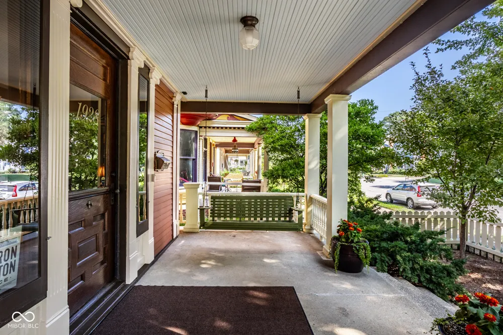 1928 Delaware Street Indianapolis, IN 46202