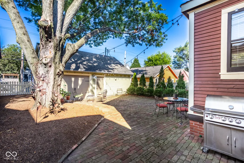 1928 Delaware Street Indianapolis, IN 46202