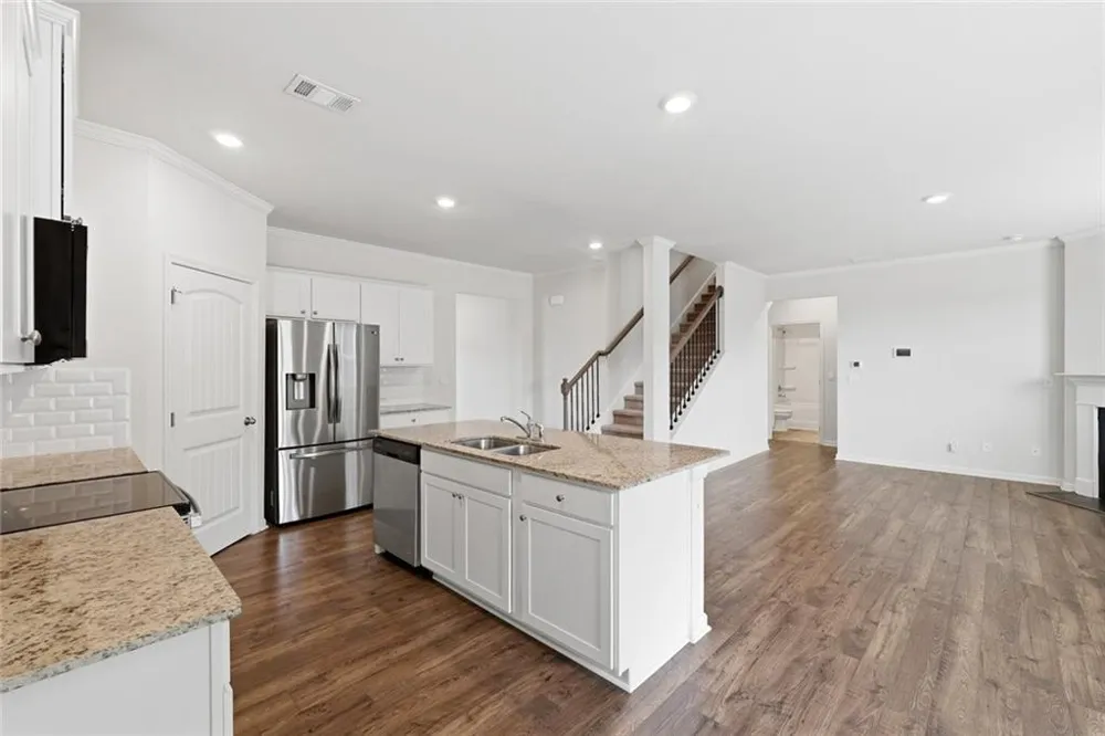 6000R Screech Owl Drive Flowery Branch, GA 30542