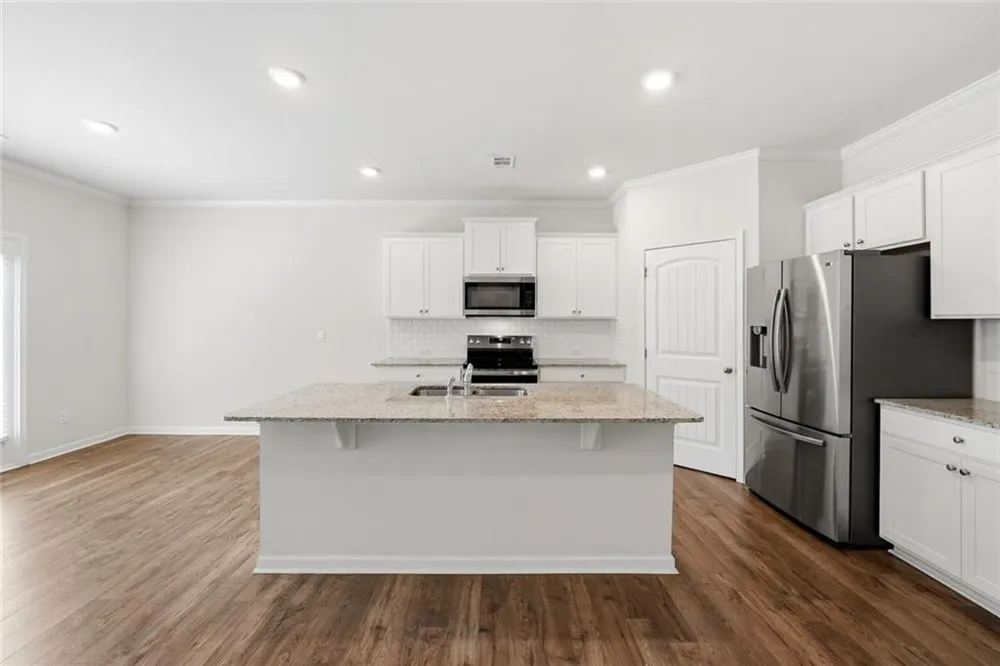 6000R Screech Owl Drive Flowery Branch, GA 30542