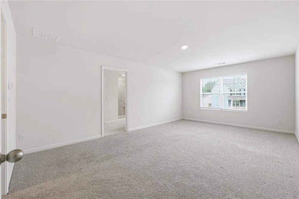 6000R Screech Owl Drive Flowery Branch, GA 30542