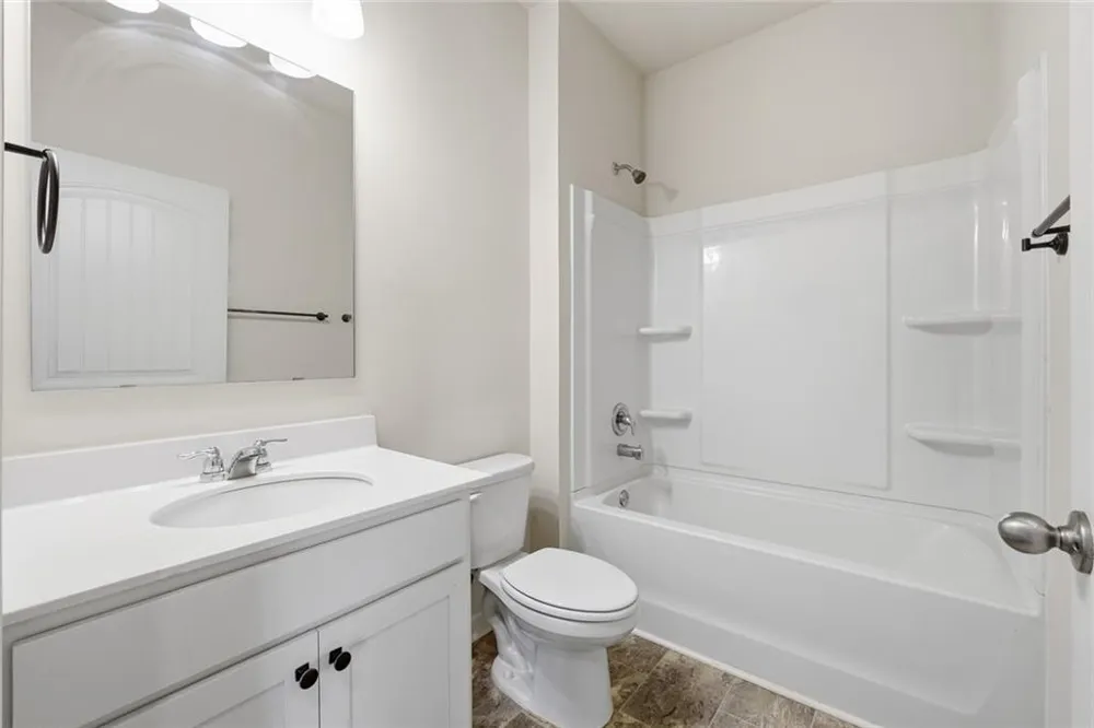 6000R Screech Owl Drive Flowery Branch, GA 30542
