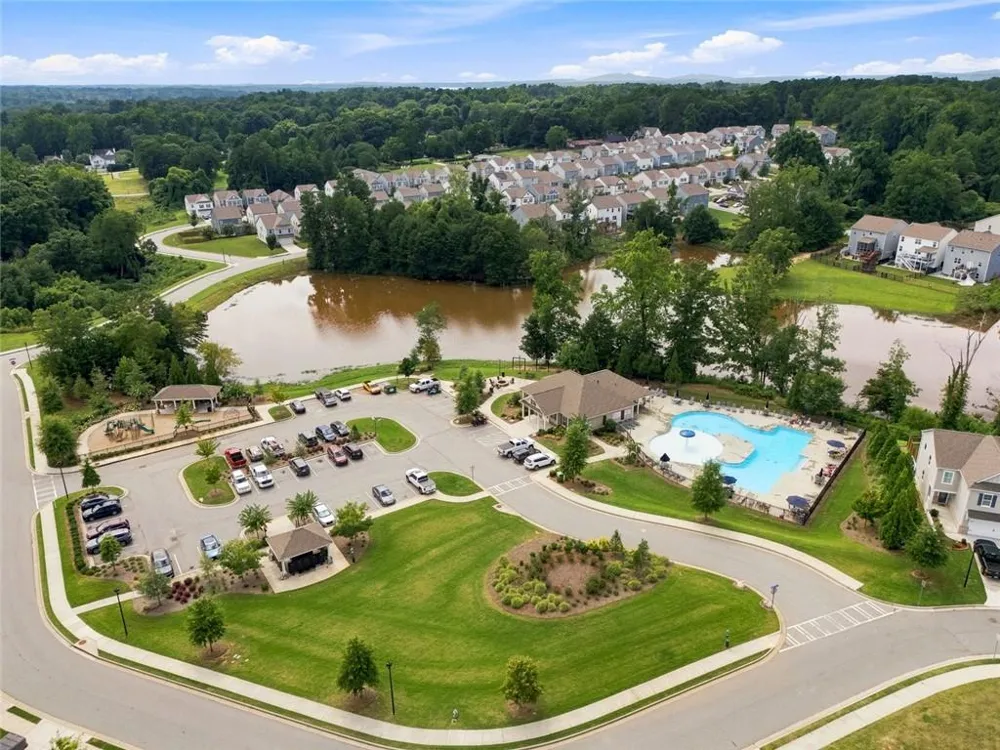 6000R Screech Owl Drive Flowery Branch, GA 30542