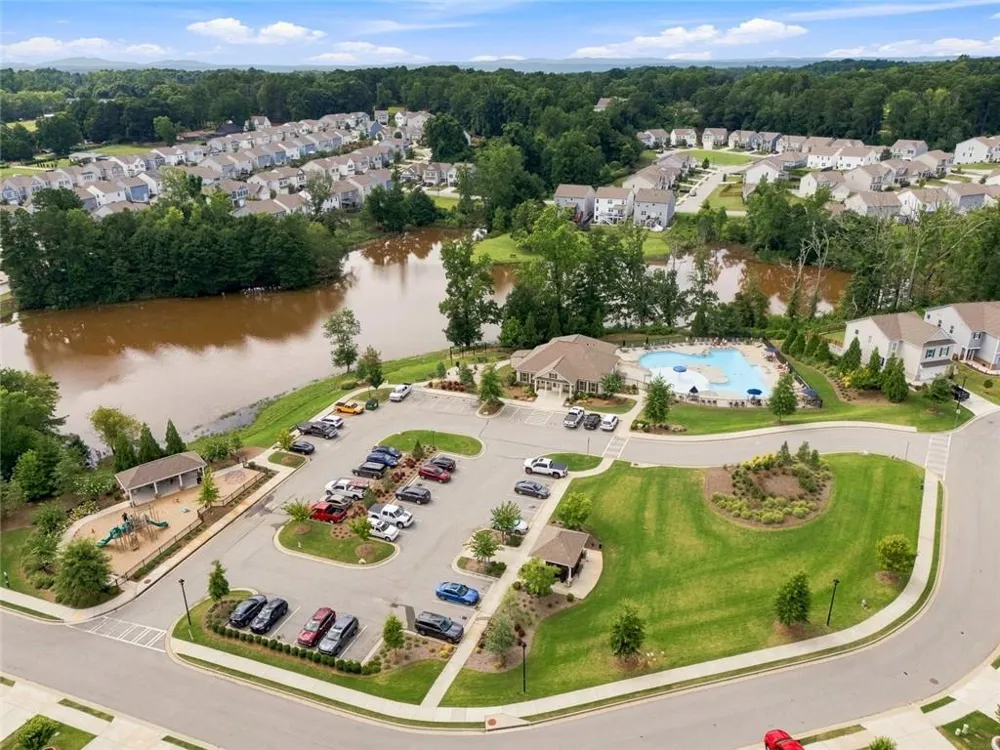 6000R Screech Owl Drive Flowery Branch, GA 30542