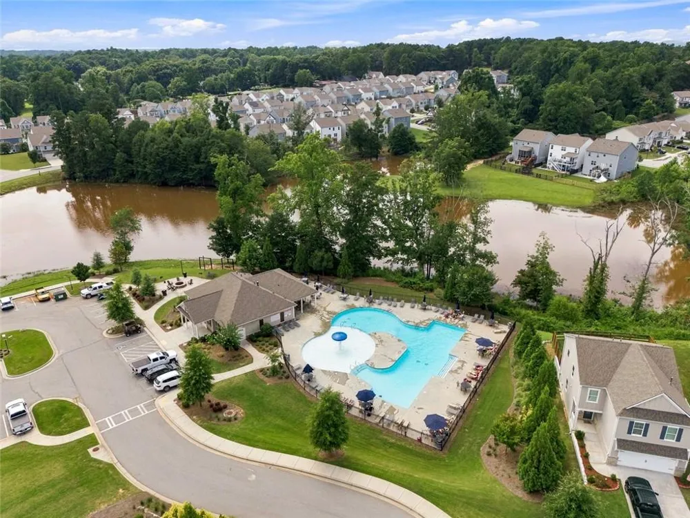 6000R Screech Owl Drive Flowery Branch, GA 30542