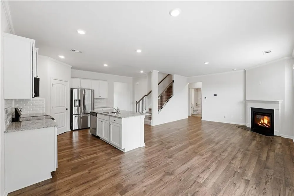 6000R Screech Owl Drive Flowery Branch, GA 30542