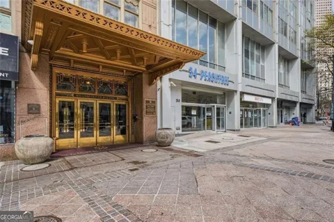 32 Peachtree Street NW #1102