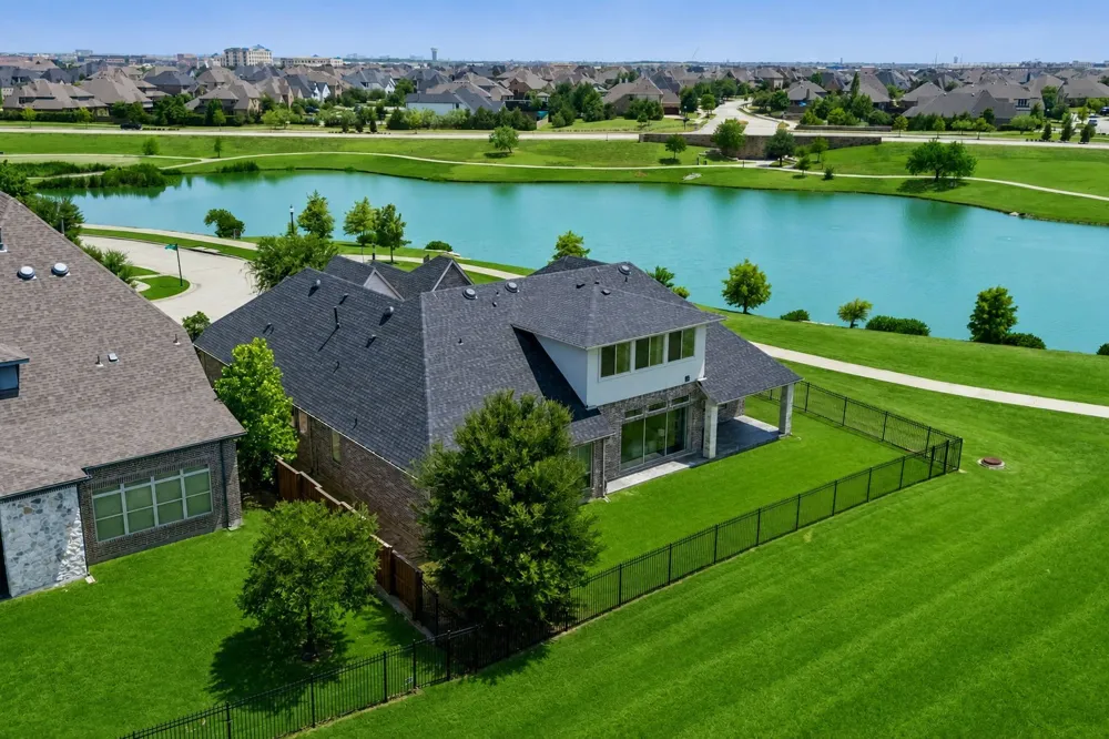 4550 Honeyvine Lane Prosper, TX 75078