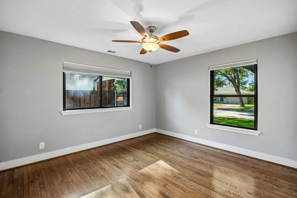 9815 Fitzroy Drive Dallas, TX 75238
