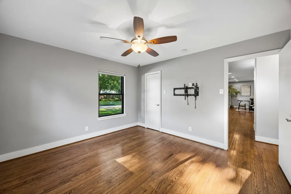9815 Fitzroy Drive Dallas, TX 75238