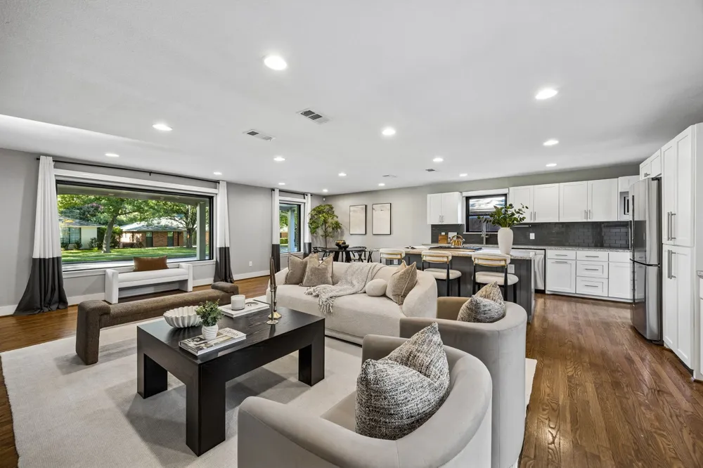 9815 Fitzroy Drive Dallas, TX 75238