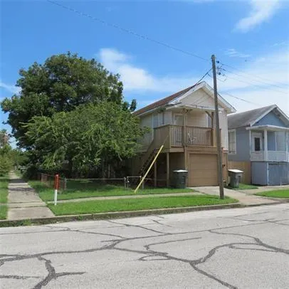 1404 38th Street