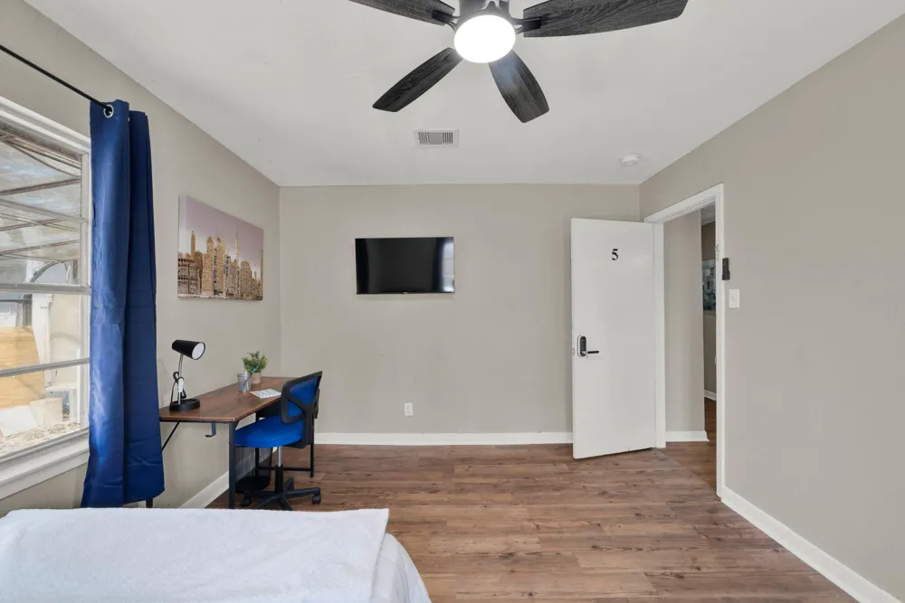 3826 Noah Street Houston, TX 77021
