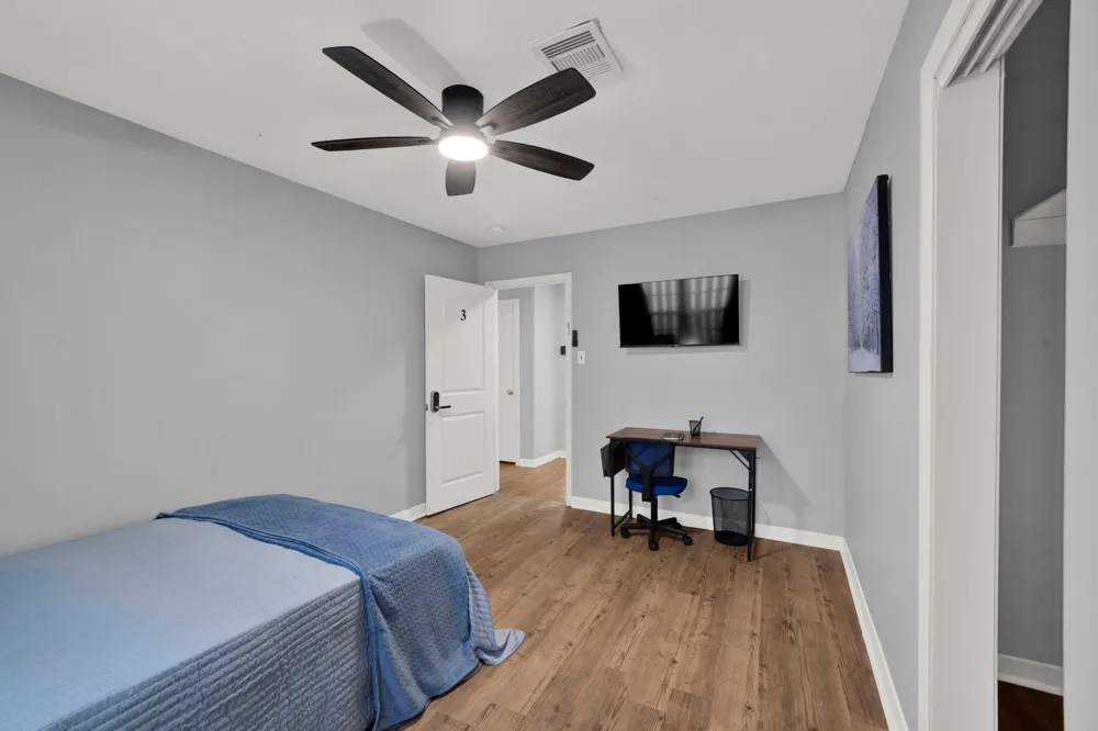 3826 Noah Street Houston, TX 77021