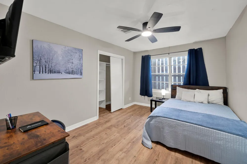 3826 Noah Street Houston, TX 77021