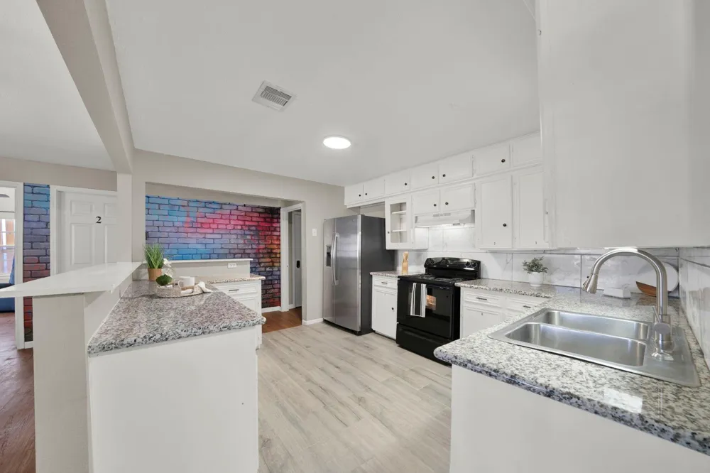 3826 Noah Street Houston, TX 77021