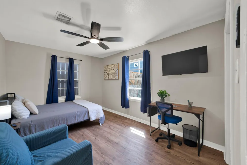 3826 Noah Street Houston, TX 77021