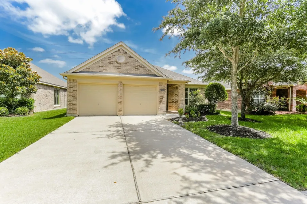 20214 Broad Run Lane Richmond, TX 77407