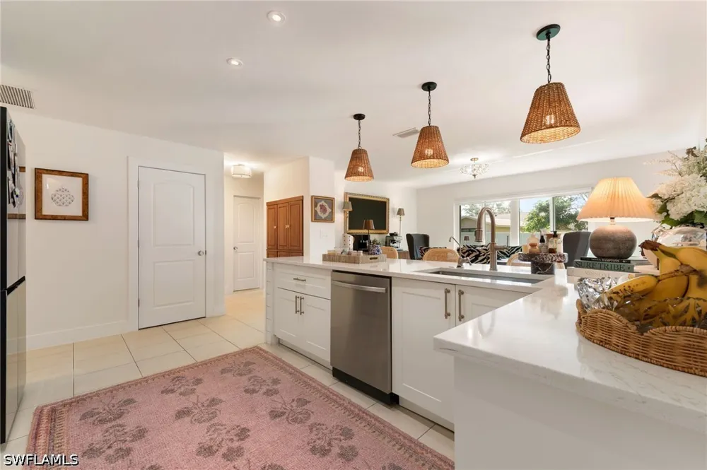 Westwood Drive Naples, FL 34110