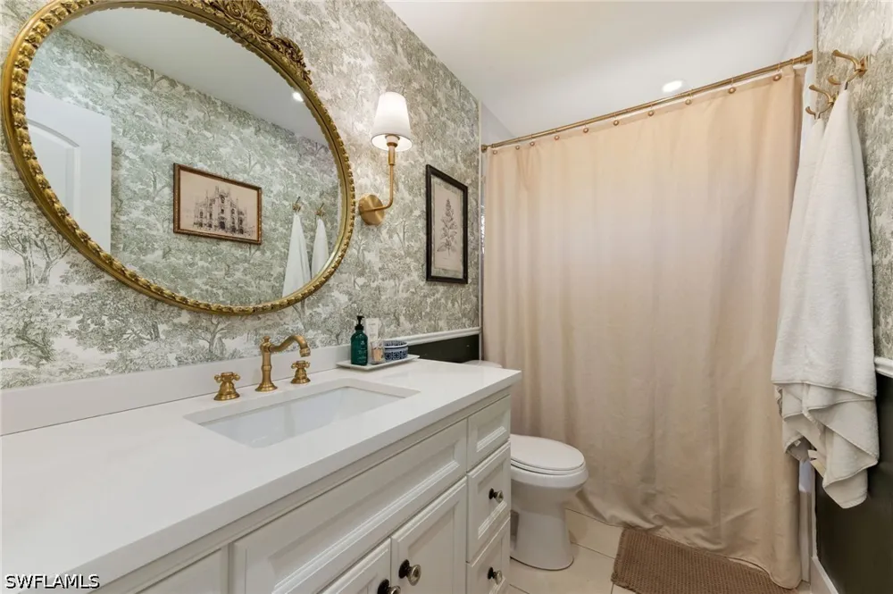 Westwood Drive Naples, FL 34110