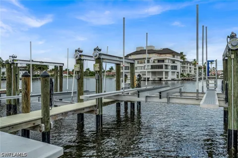 Gulf Shore Boulevard