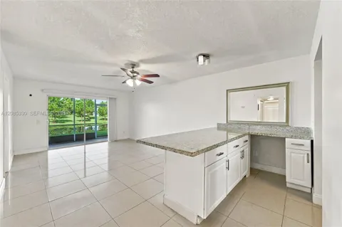 2431 SW 82nd Ave #103