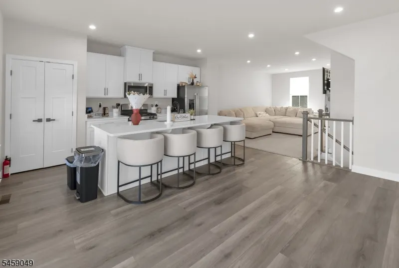 3 Saw Mill Cir Hackettstown Town, NJ 07840