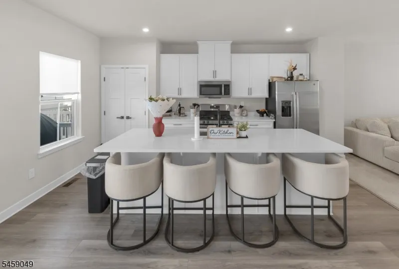 3 Saw Mill Cir Hackettstown Town, NJ 07840
