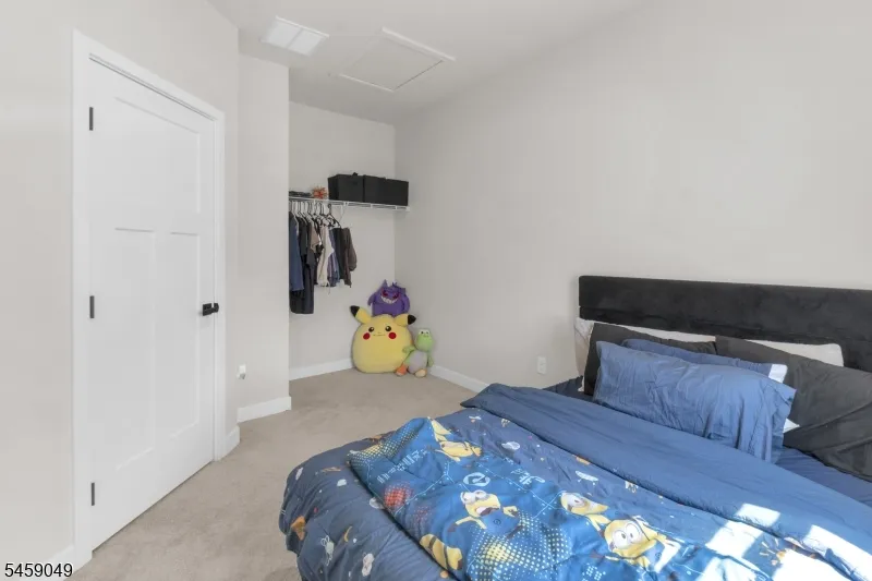 3 Saw Mill Cir Hackettstown Town, NJ 07840