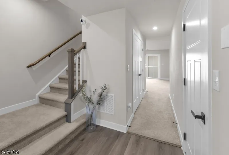 3 Saw Mill Cir Hackettstown Town, NJ 07840