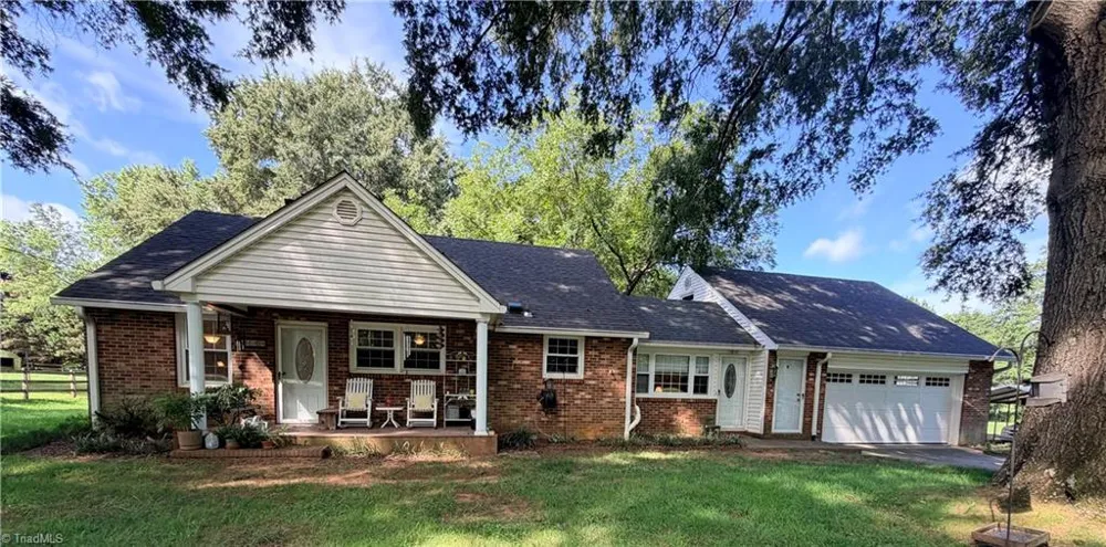 4608 High Point Road Kernersville, NC 27284