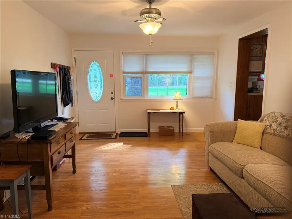 4608 High Point Road Kernersville, NC 27284