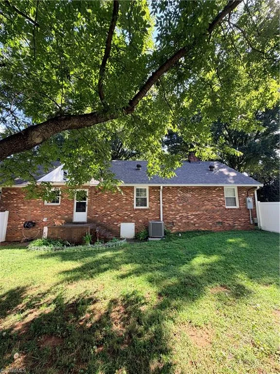 4608 High Point Road Kernersville, NC 27284