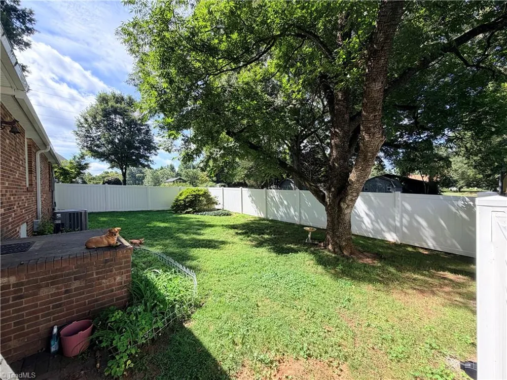 4608 High Point Road Kernersville, NC 27284