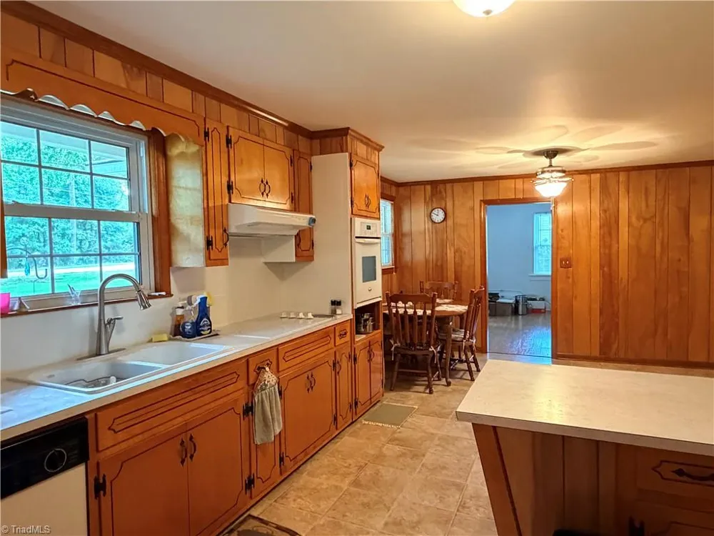 4608 High Point Road Kernersville, NC 27284