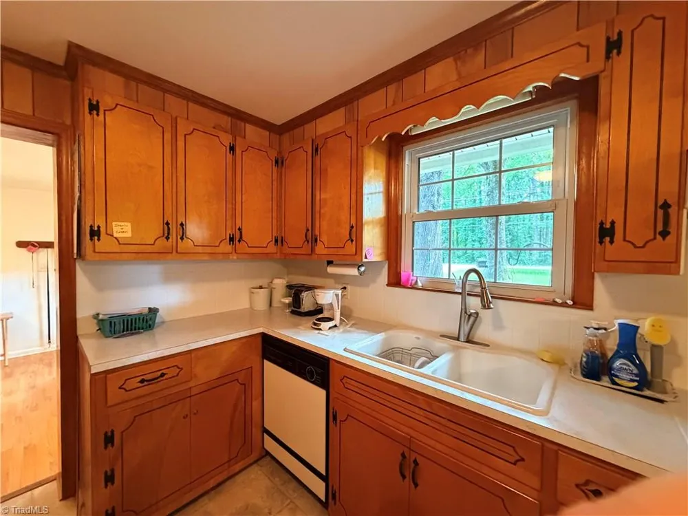 4608 High Point Road Kernersville, NC 27284