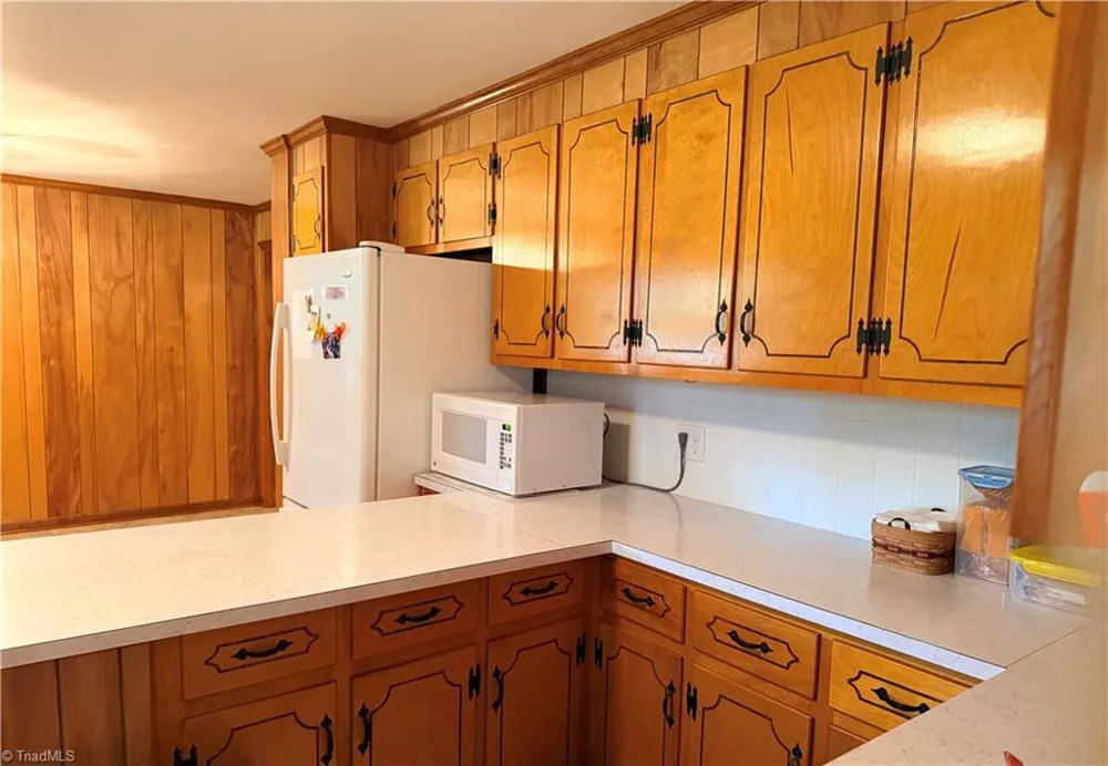 4608 High Point Road Kernersville, NC 27284