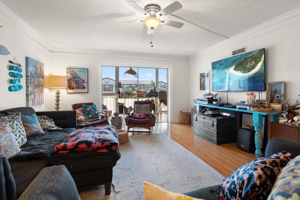 131 BLUFF VIEW DRIVE #106 Belleair Bluffs, FL 33770